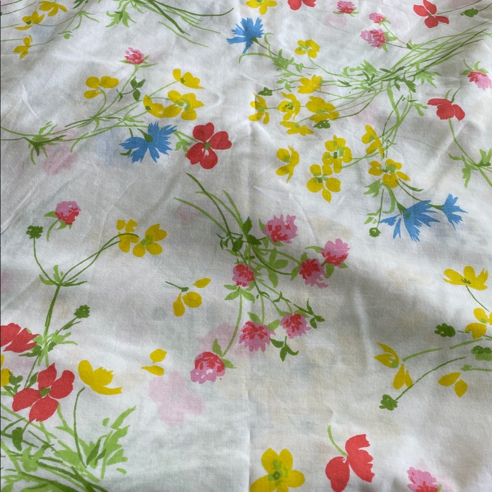 VTG Fieldcrest Perfection Percale queen flat sheet floral pattern Primary colors